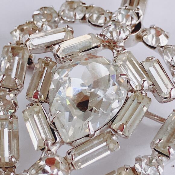 VTG Mid Century Brooch Clear Rhinestone Cocktail Baguette Glass Sparkly - Picture 3 of 10